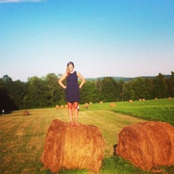 Meet your Posher, Ln - Picture 1 of 1